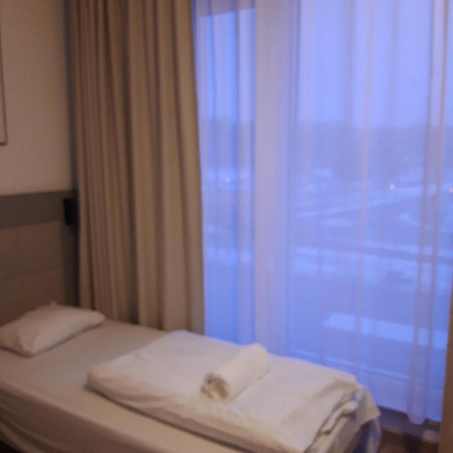 Yaroslav Apartments Varsó Kültér fotó